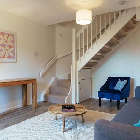 Burden Close Two Bedroom House With Garden Ferienhaus Bristol